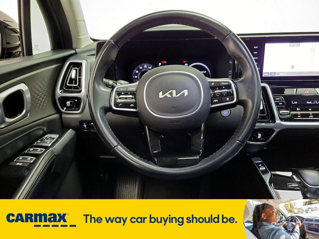used 2023 Kia Sorento car, priced at $31,998