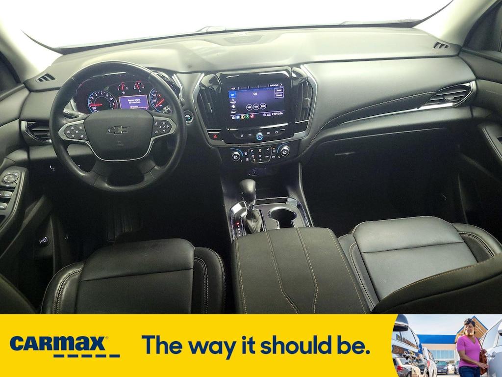 used 2021 Chevrolet Traverse car, priced at $33,998