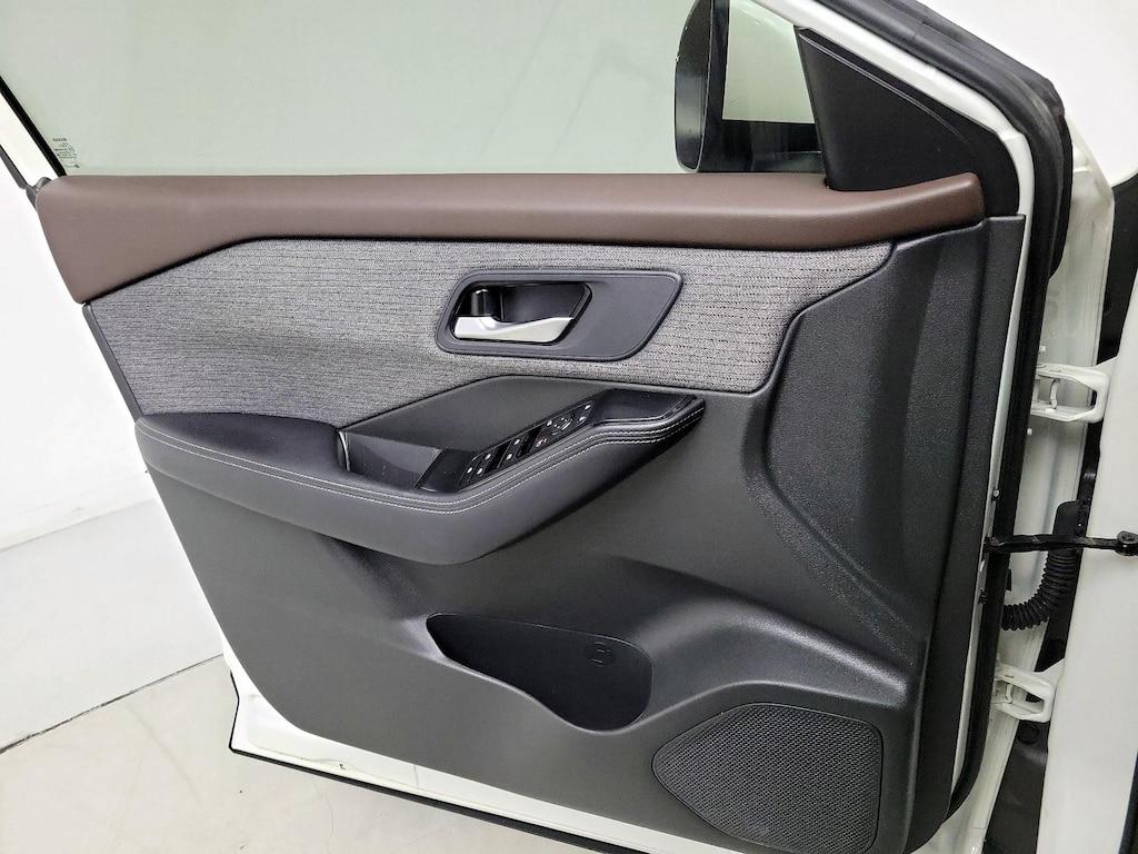 used 2023 Nissan Rogue car, priced at $24,998