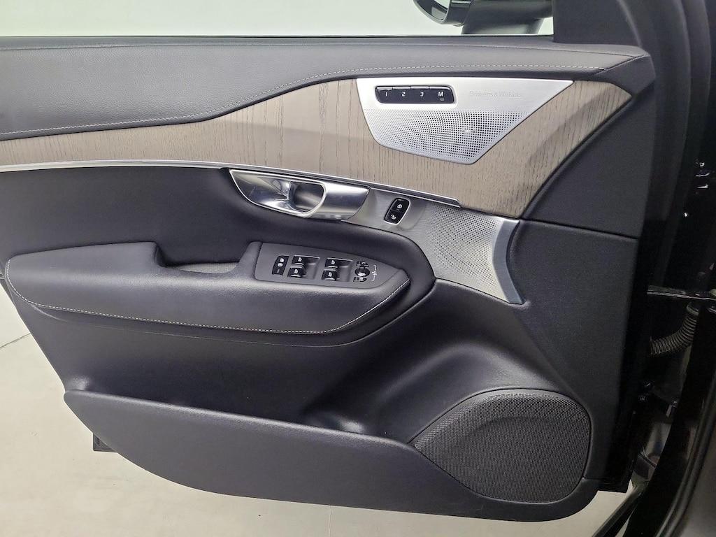 used 2021 Volvo XC90 car, priced at $36,998