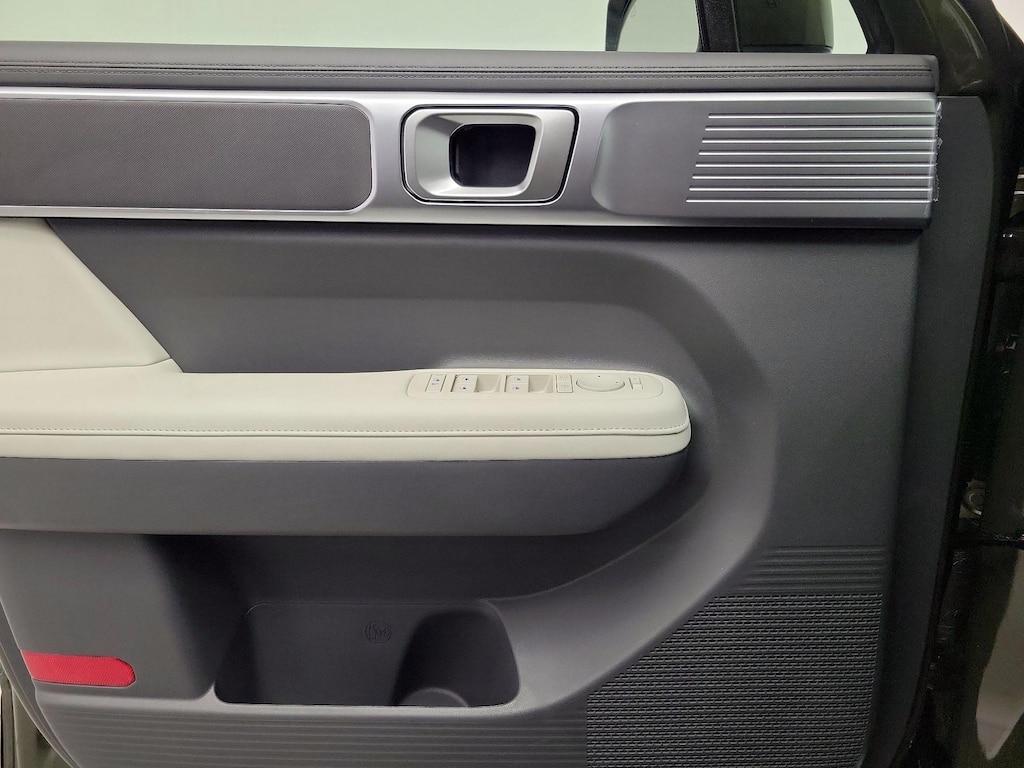 used 2025 Hyundai Santa Fe car, priced at $36,998