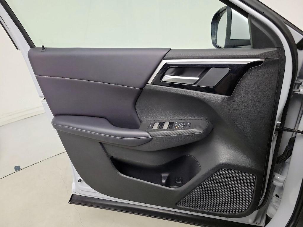 used 2023 Mitsubishi Outlander car, priced at $28,998