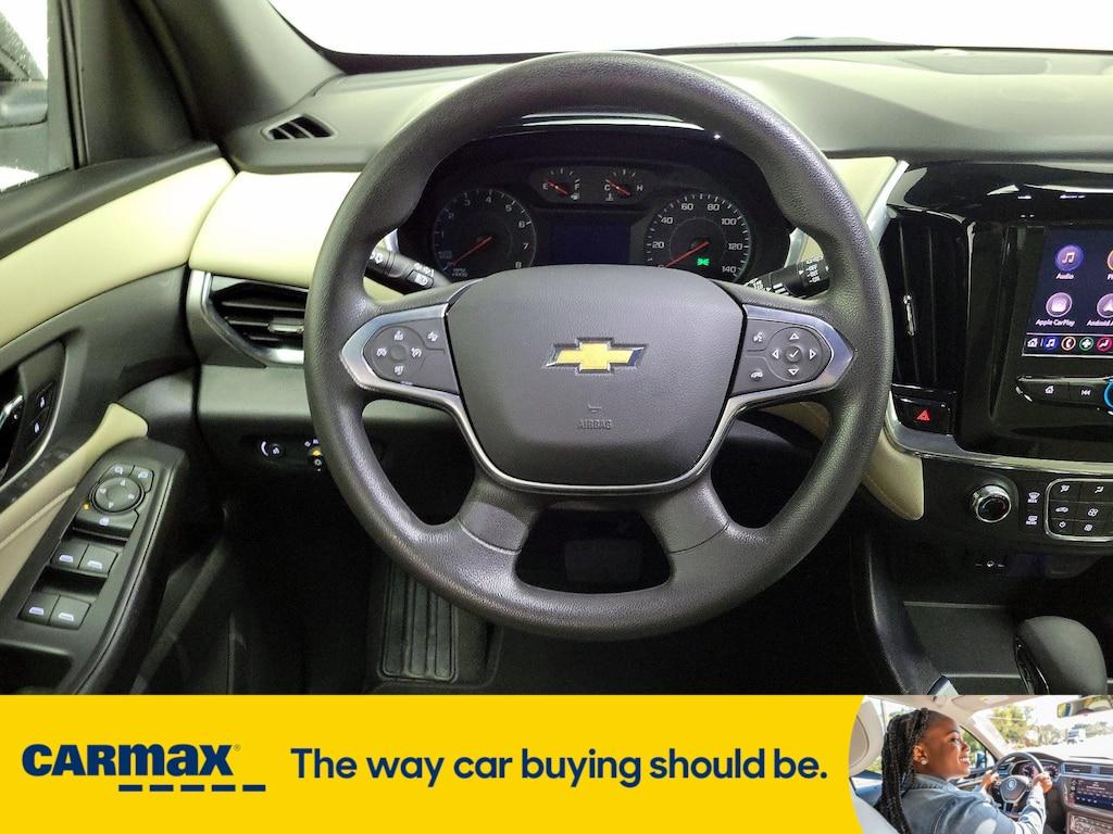 used 2022 Chevrolet Traverse car, priced at $27,998