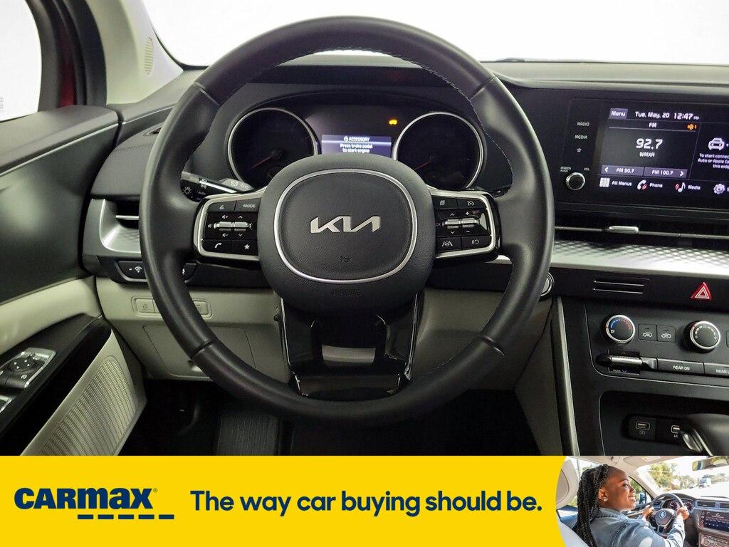 used 2024 Kia Carnival car, priced at $37,998