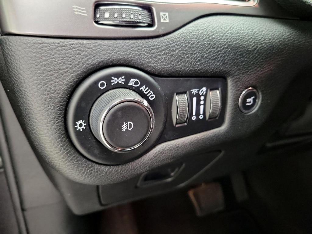 used 2019 Jeep Cherokee car, priced at $15,998