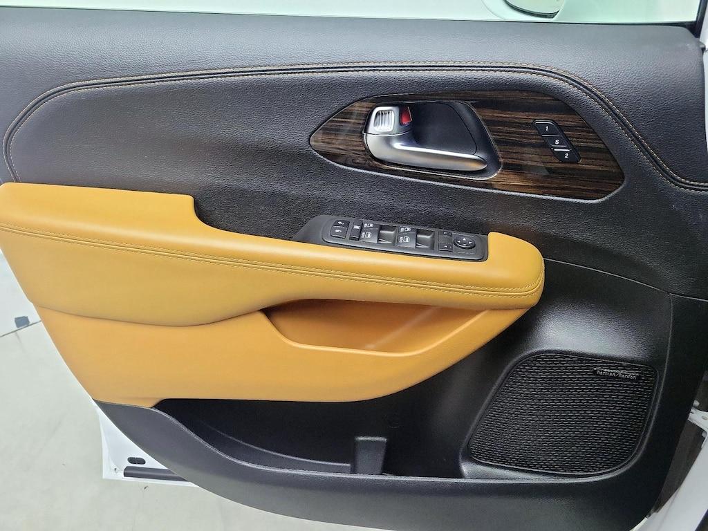 used 2022 Chrysler Pacifica car, priced at $40,998