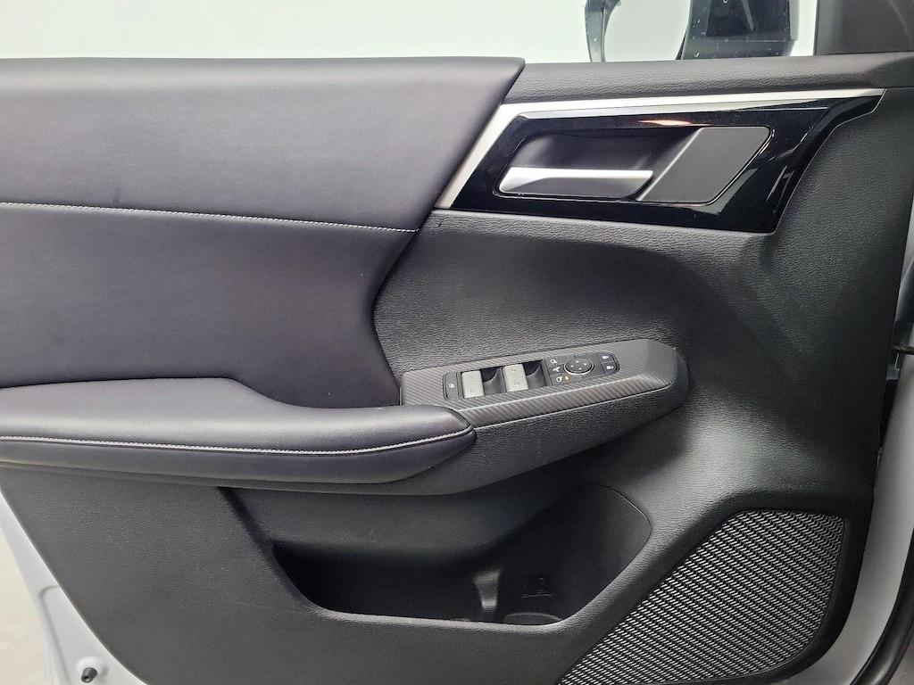used 2024 Mitsubishi Outlander car, priced at $29,998
