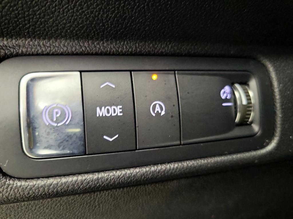 used 2024 Chevrolet Traverse car, priced at $34,998