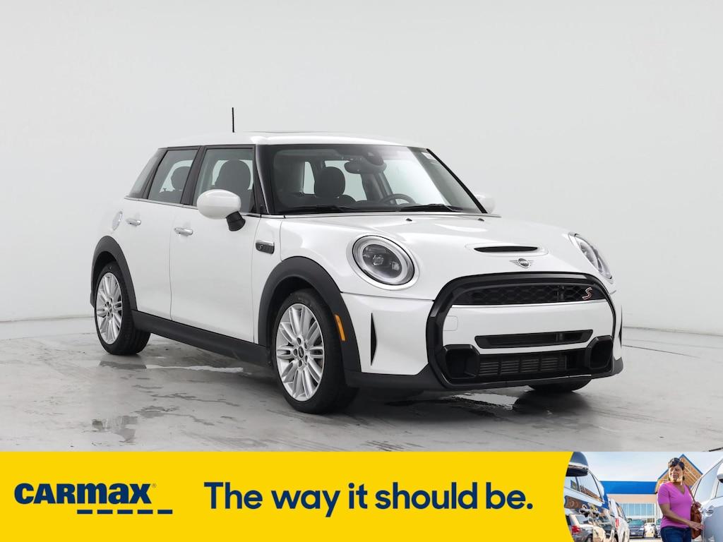 used 2024 MINI Hardtop car, priced at $25,998