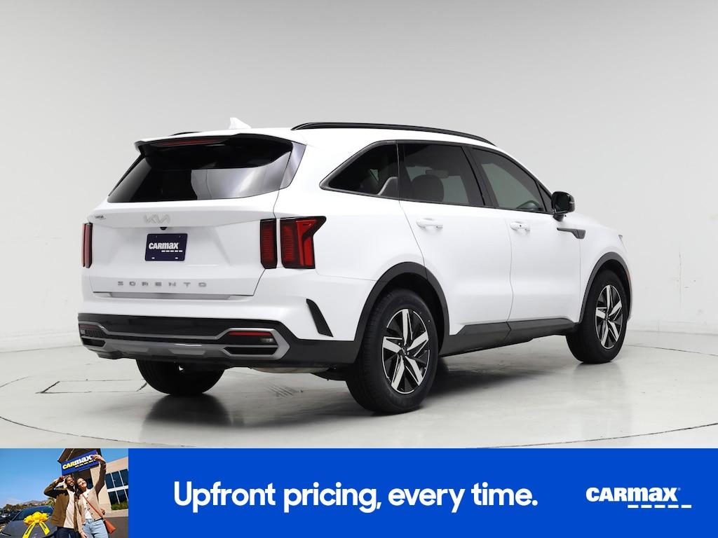 used 2022 Kia Sorento car, priced at $25,998