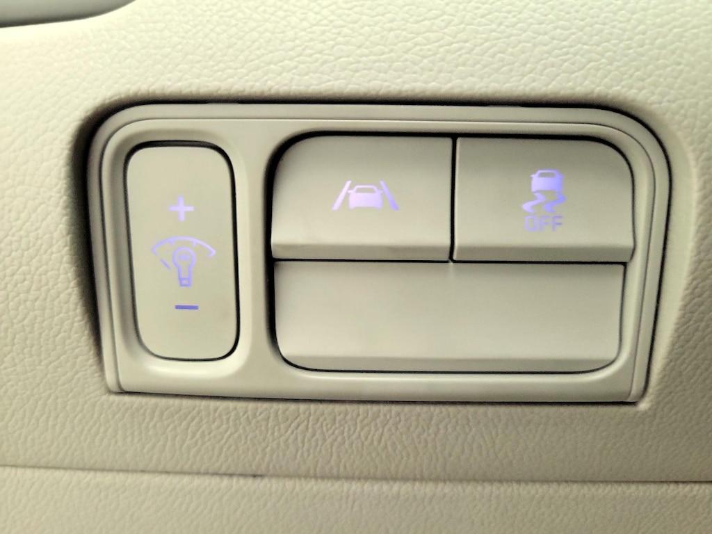 used 2022 Kia Sorento car, priced at $25,998