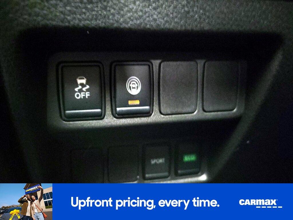 used 2022 Nissan Rogue car, priced at $19,998