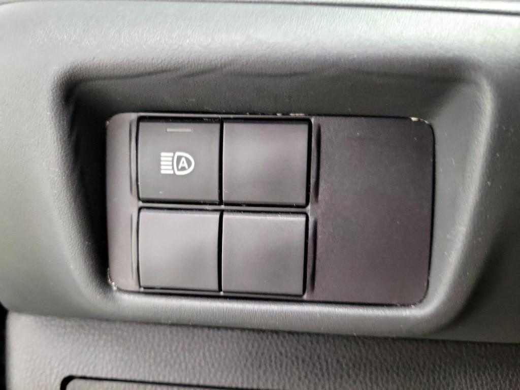 used 2022 Toyota Highlander car, priced at $30,998