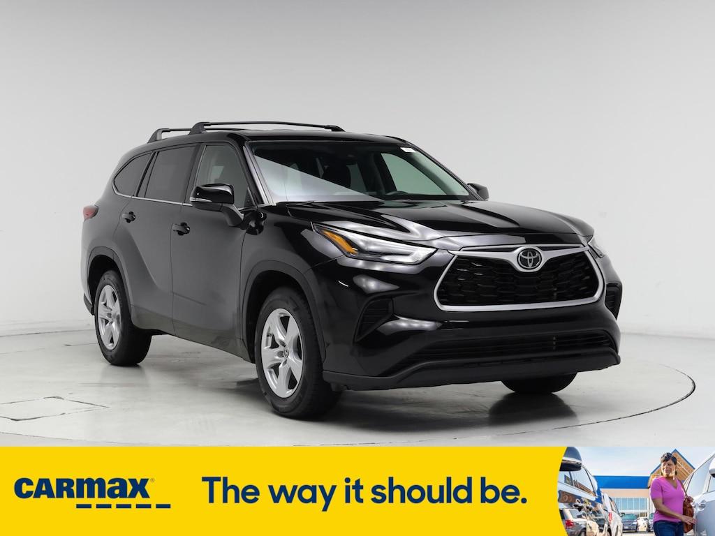 used 2022 Toyota Highlander car, priced at $30,998