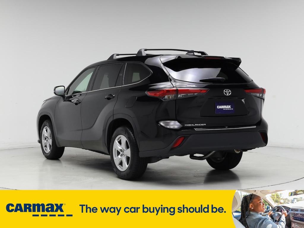 used 2022 Toyota Highlander car, priced at $30,998