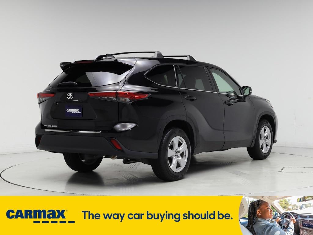 used 2022 Toyota Highlander car, priced at $30,998
