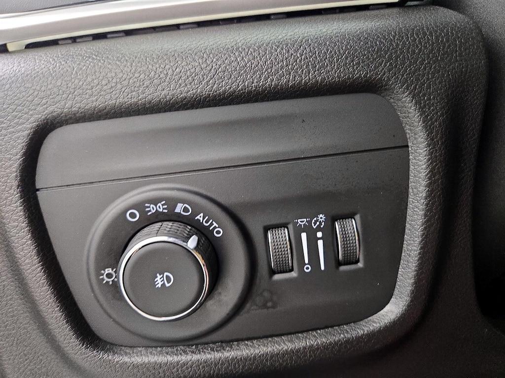 used 2022 Jeep Grand Cherokee car, priced at $40,998