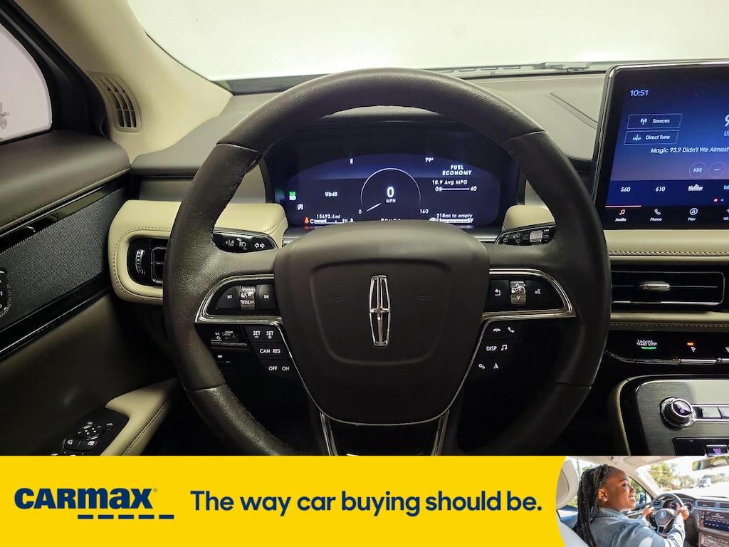 used 2022 Lincoln Nautilus car, priced at $31,998