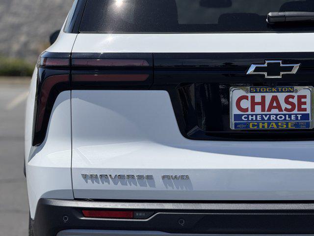 new 2025 Chevrolet Traverse car, priced at $46,310