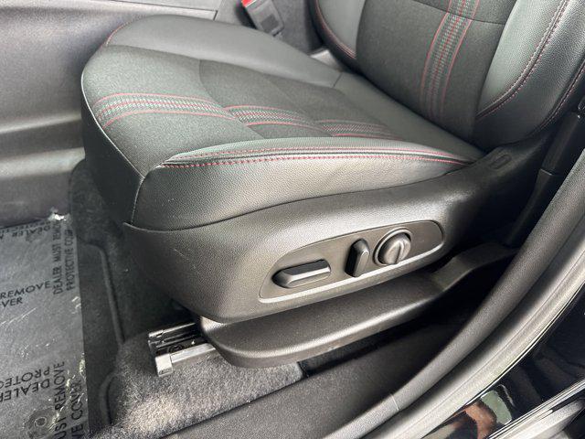 used 2023 Chevrolet Equinox car, priced at $27,988