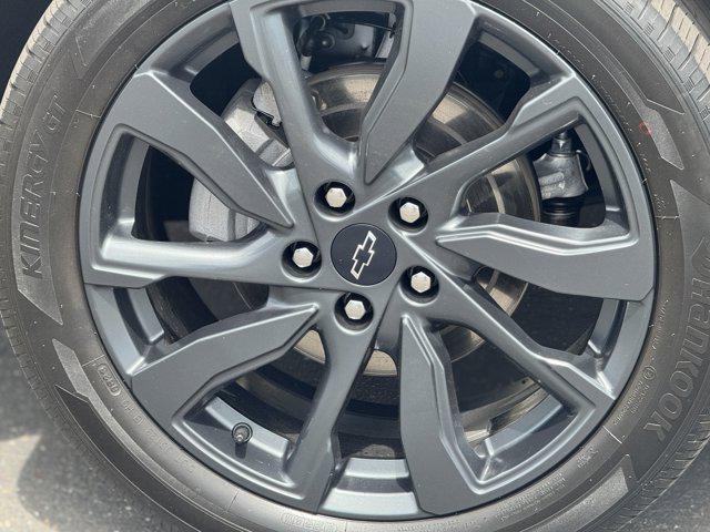 used 2023 Chevrolet Equinox car, priced at $27,988