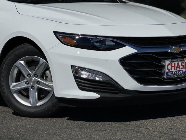 new 2025 Chevrolet Malibu car, priced at $27,245