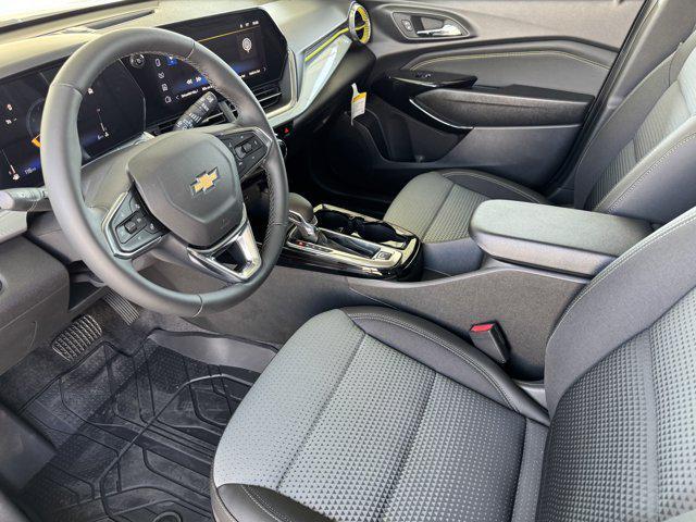 new 2025 Chevrolet Trax car, priced at $25,290