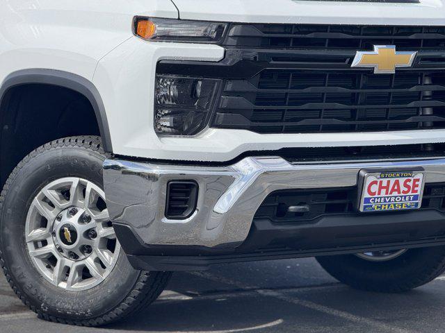 new 2025 Chevrolet Silverado 2500 car, priced at $72,302