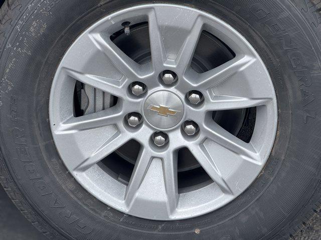 new 2025 Chevrolet Silverado 1500 car, priced at $40,005