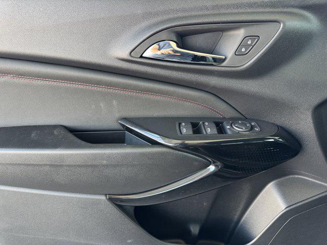 new 2025 Chevrolet Trax car, priced at $27,040