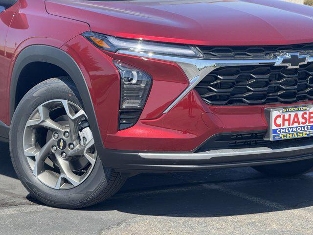 new 2025 Chevrolet Trax car, priced at $25,735