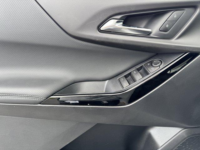 new 2026 Chevrolet Equinox car, priced at $30,495