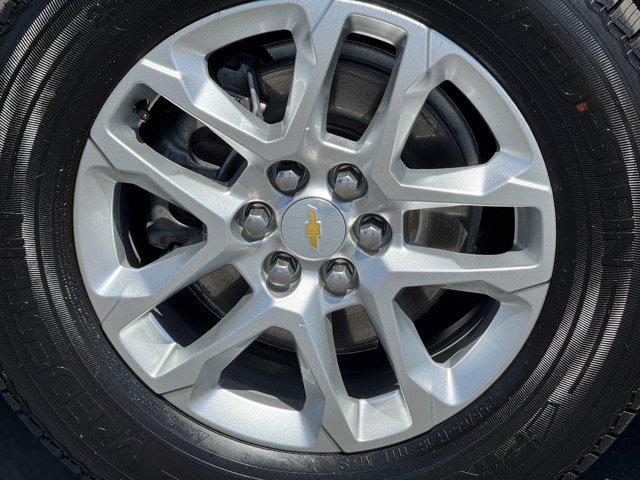 used 2022 Chevrolet Traverse car, priced at $30,988