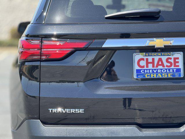 used 2022 Chevrolet Traverse car, priced at $30,988