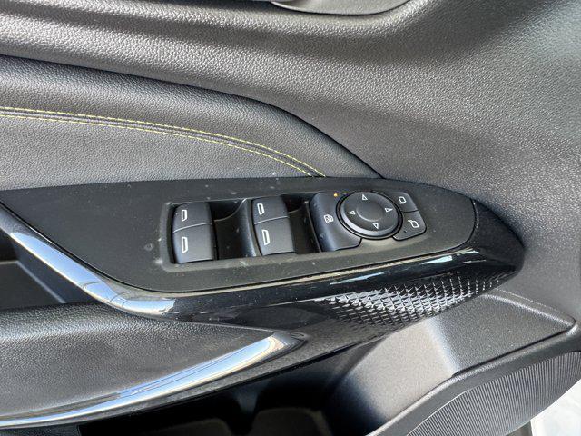 new 2025 Chevrolet Trax car, priced at $25,795