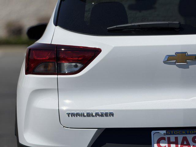 new 2026 Chevrolet TrailBlazer car, priced at $27,935