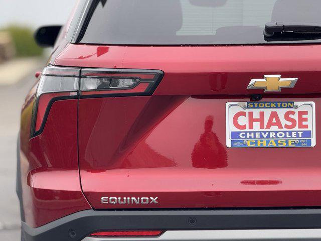 new 2025 Chevrolet Equinox car, priced at $32,070