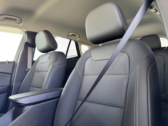 new 2025 Chevrolet Trax car, priced at $25,795