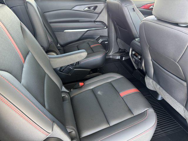 used 2024 Chevrolet Traverse car, priced at $59,988