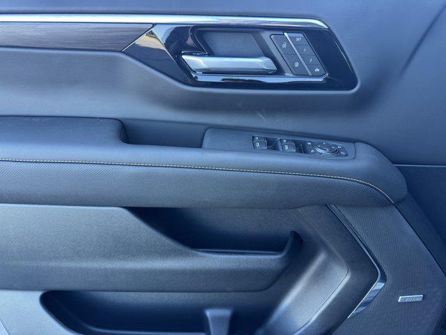 new 2026 Chevrolet Suburban car, priced at $85,985