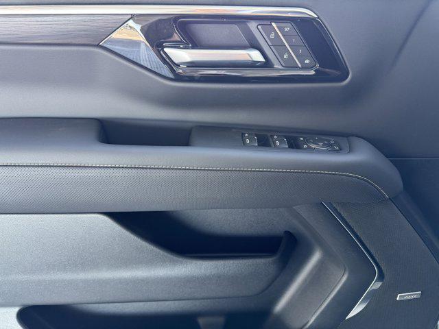 new 2025 Chevrolet Suburban car, priced at $82,790