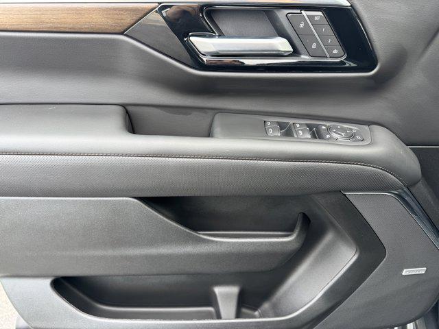 new 2026 Chevrolet Tahoe car, priced at $90,675