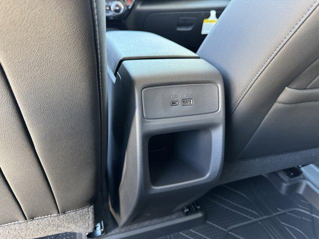 new 2025 Chevrolet Trax car, priced at $27,510