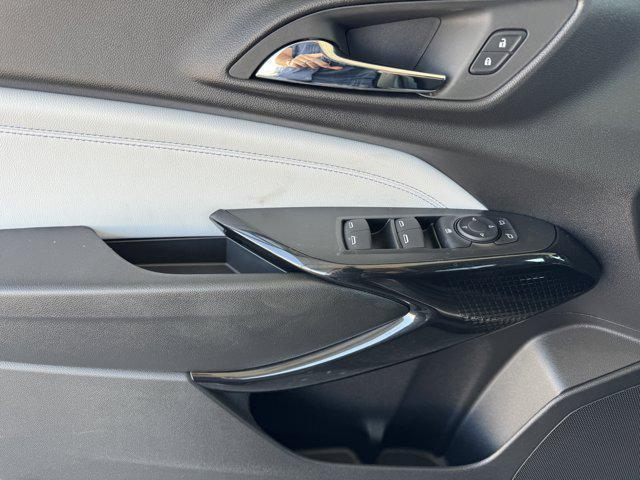 new 2025 Chevrolet Trax car, priced at $25,735