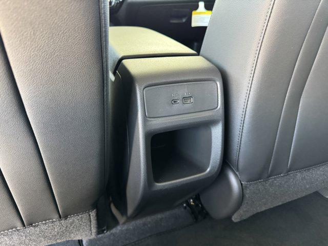 new 2025 Chevrolet Trax car, priced at $25,735