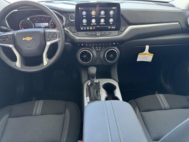 new 2025 Chevrolet Blazer car, priced at $38,515