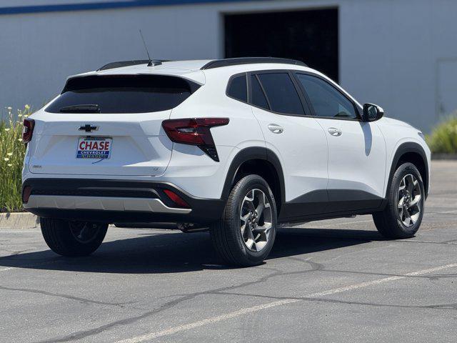 new 2025 Chevrolet Trax car, priced at $25,735