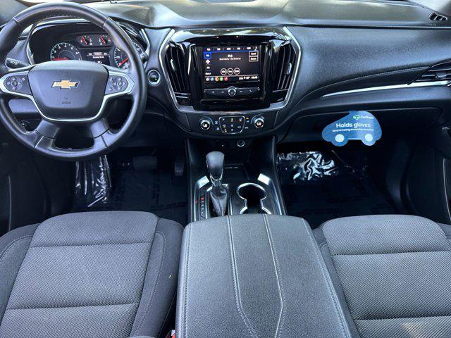 used 2023 Chevrolet Traverse car, priced at $32,988