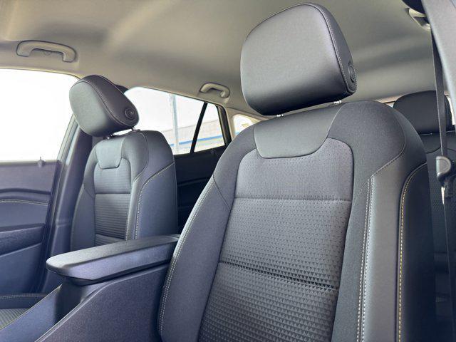 new 2025 Chevrolet Trax car, priced at $25,795