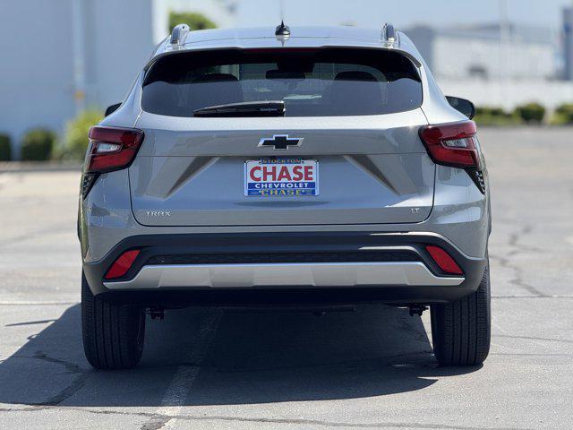 new 2025 Chevrolet Trax car, priced at $25,795